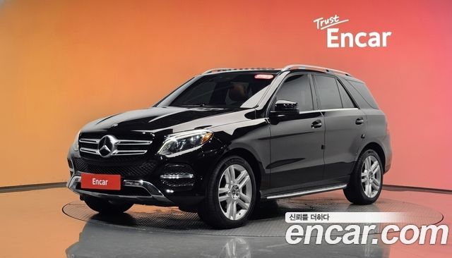 Mercedes-Benz GLE-Class GLE350 d 4MATIC — пробег 105 009 км — фото 1 из 5