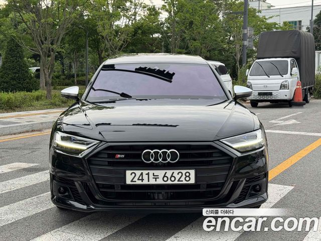 Audi S8 4.0 TFSI Quattro LWB — пробег 50 000 км — фото 3 из 5