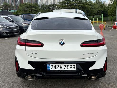 BMW X4 xDrive20i M Sport — пробег 15 254 км — фото 5 из 5