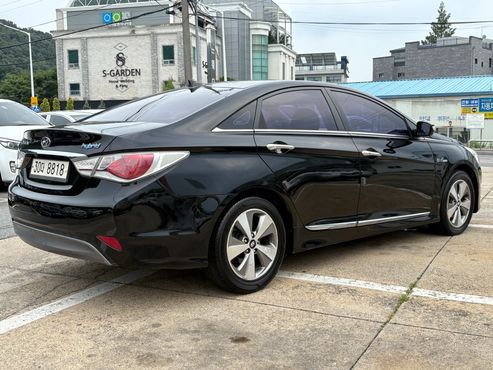 Hyundai Sonata 2.0 Premier — пробег 183 209 км — фото 4 из 5
