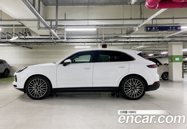 Porsche Cayenne 3.0 — пробег 39 500 км — фото 5 из 5