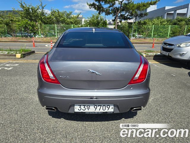Jaguar XJ 3.0D Premium Luxury LWB X351 — пробег 95 872 км — фото 4 из 5