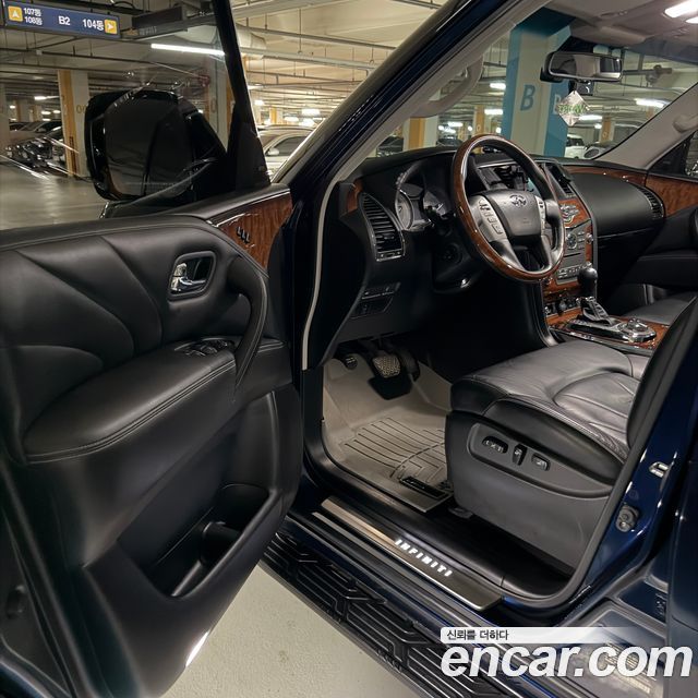 Infiniti QX80 5.6 AWD — пробег 54 000 км — фото 4 из 5
