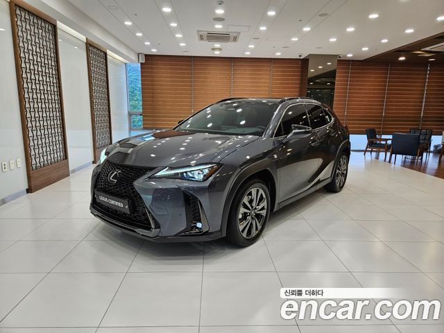 Lexus UX из Кореи Encar