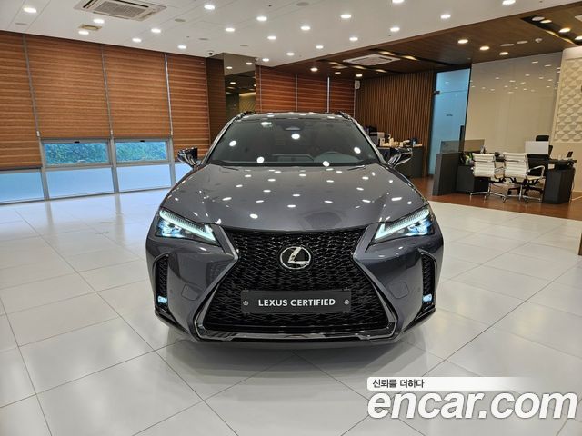 Lexus UX из Кореи Encar