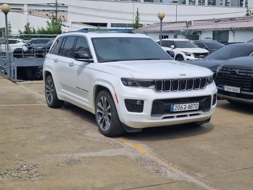 Jeep Cherokee 3.6 Overland — пробег 36 000 км — фото 3 из 5