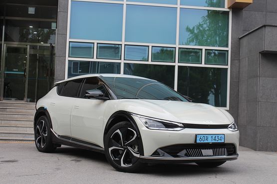 Kia EV6 Long Range Earth — пробег 10 900 км — фото 3 из 5