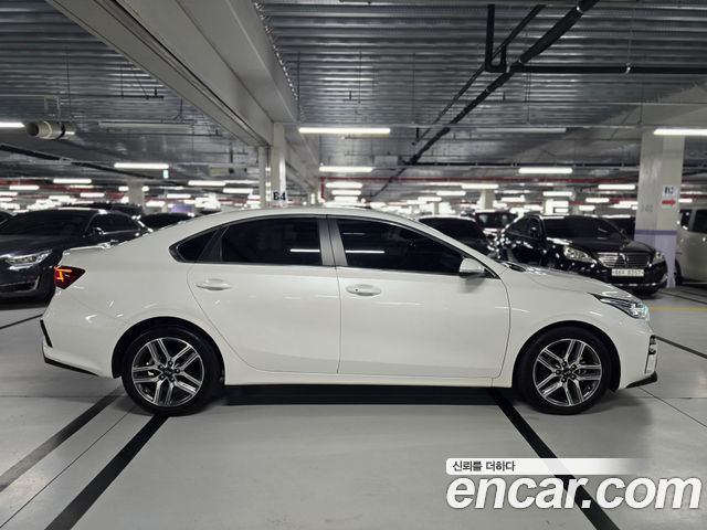 Kia K3 из Кореи Encar