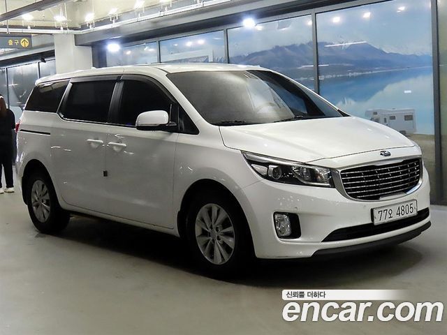 Kia Carnival 6-seater Wheelchair lift — пробег 259 146 км — фото 2 из 5
