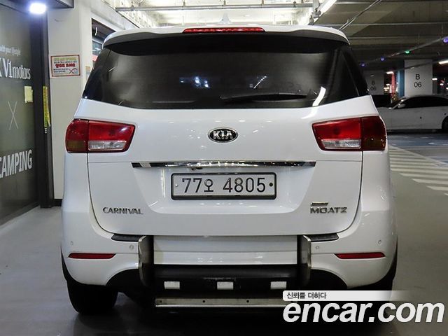 Kia Carnival 6-seater Wheelchair lift — пробег 259 146 км — фото 5 из 5