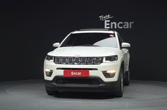 Jeep Compass 2.4 Longitude AWD — пробег 68 885 км — фото 3 из 5