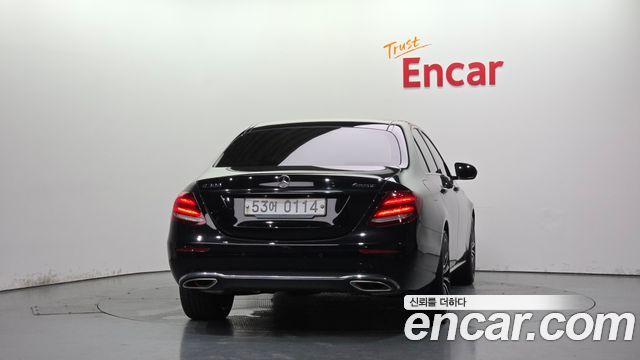 Mercedes-Benz E-Class E300 4MATIC Avnatgarde — пробег 152 677 км — фото 4 из 5