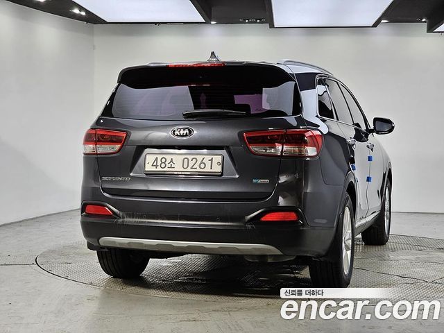 Kia Sorento Diesel 2.0 2WD Prestige — пробег 216 643 км — фото 3 из 5