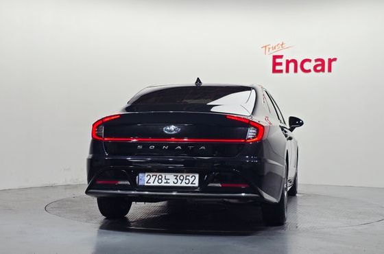 Hyundai Sonata 2.0 Premium Plus — пробег 38 732 км — фото 4 из 5