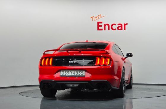 Ford Mustang GT Coupe — пробег 27 027 км — фото 4 из 5