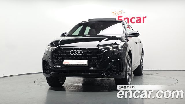 Audi Q8 55 TFSI Quattro Premium — пробег 3 633 км — фото 3 из 5
