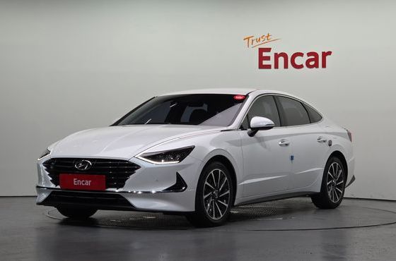 Hyundai Sonata 2.0 Premium Family — пробег 76 288 км — фото 1 из 5