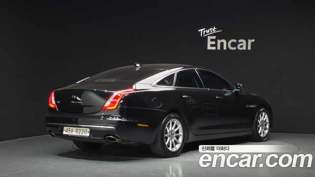 Jaguar XJ из Кореи Encar