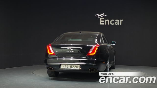 Jaguar XJ из Кореи Encar