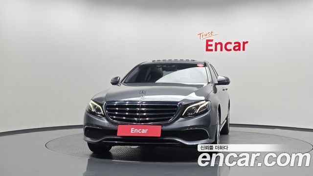 Mercedes-Benz E-Class из Кореи Encar