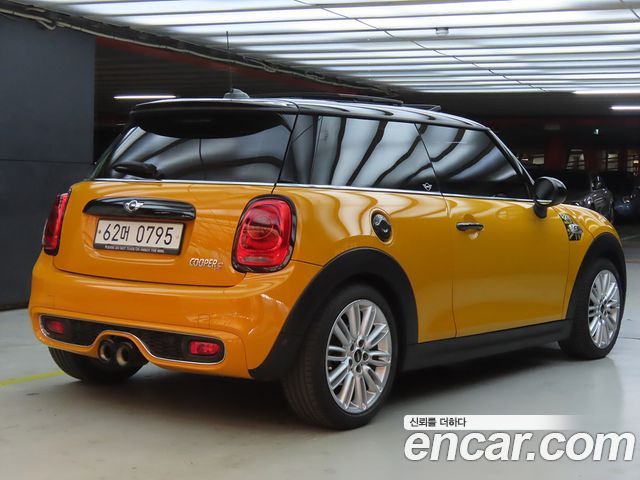 Mini Cooper Standard Third Generation — пробег 92 600 км — фото 4 из 5