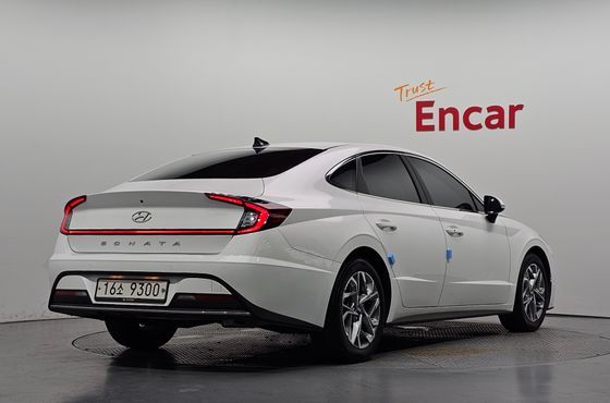 Hyundai Sonata 2.0 Premium — пробег 46 936 км — фото 2 из 5
