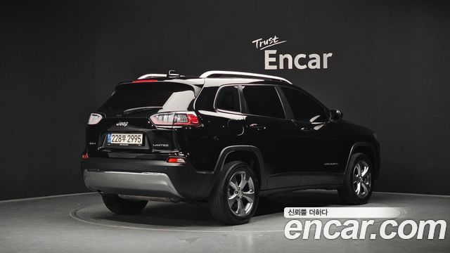 Jeep Cherokee из Кореи Encar