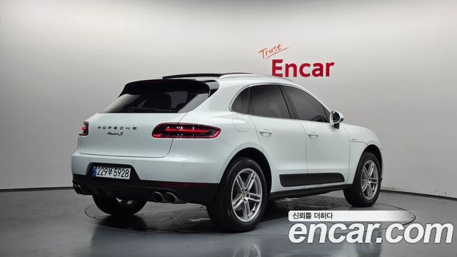 Porsche Macan 3.0 S Diesel 95B — пробег 147 638 км — фото 2 из 5