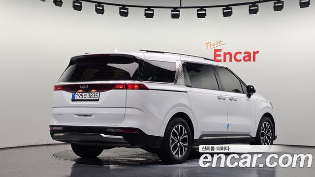 Kia Carnival 9-Seater Noblesse — пробег 89 620 км — фото 2 из 5