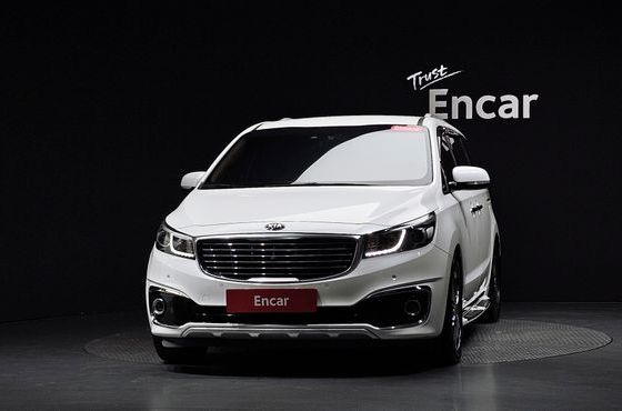 Kia Carnival 9-seater Noblesse — пробег 142 403 км — фото 3 из 5
