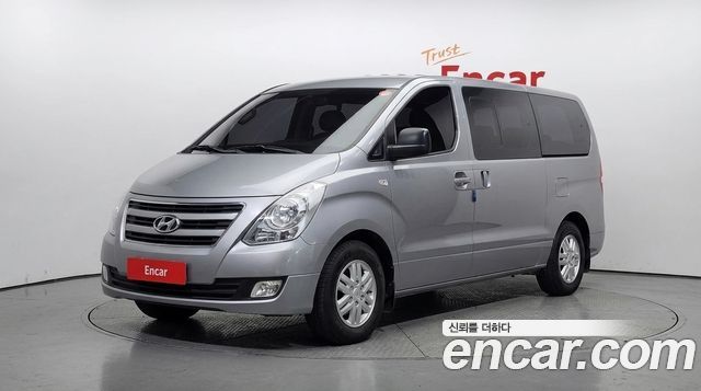 Hyundai Starex 11-Seater Wagon Smart — пробег 97 014 км — фото 1 из 5