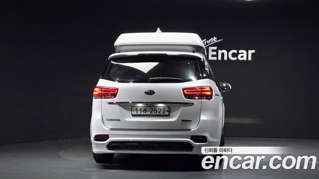 Kia Carnival из Кореи Encar