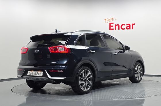 Kia Niro Noblesse — пробег 144 456 км — фото 2 из 5