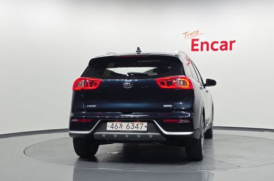 Kia Niro Noblesse — пробег 144 456 км — фото 4 из 5