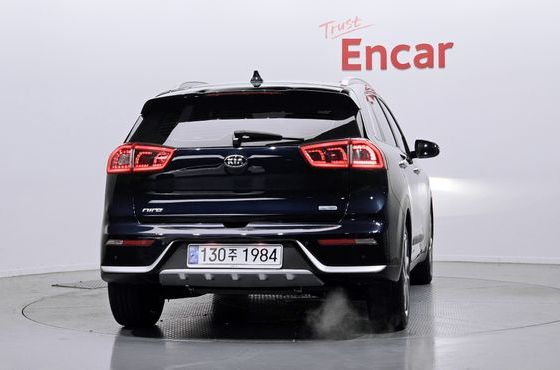 Kia Niro Noblesse — пробег 60 303 км — фото 4 из 5