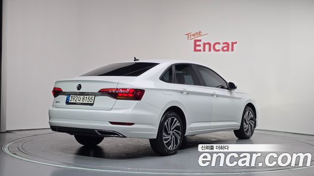 Volkswagen Jetta 1.4 TSI Premium — пробег 25 398 км — фото 2 из 5