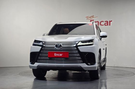 Lexus LX 700h Luxury — пробег 17 269 км — фото 3 из 5
