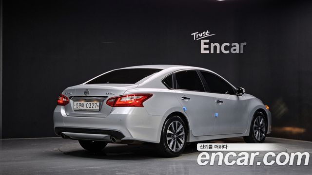 Nissan Altima из Кореи Encar
