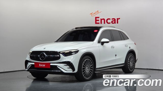 Mercedes-Benz GLC-Class GLC300 4MATIC AMG Line — пробег 5 704 км — фото 1 из 5