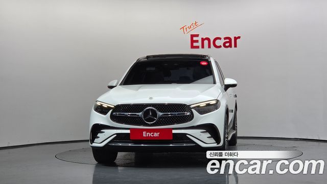 Mercedes-Benz GLC-Class GLC300 4MATIC AMG Line — пробег 5 704 км — фото 3 из 5