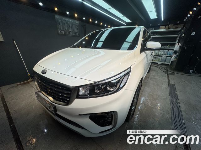 Kia Carnival из Кореи Encar