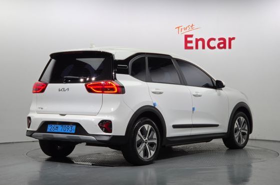 Kia Niro Air — пробег 46 256 км — фото 2 из 5
