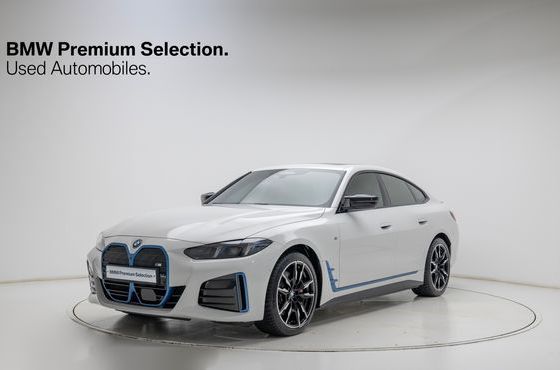BMW i4 M50 Pro — пробег 4 250 км — фото 1 из 5