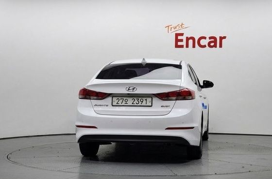 Hyundai AVANTE 1.6 e-VGT SMART — пробег 98 087 км — фото 4 из 5