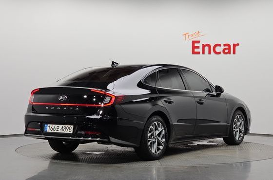Hyundai Sonata 2.0 Premium Plus — пробег 34 199 км — фото 2 из 5