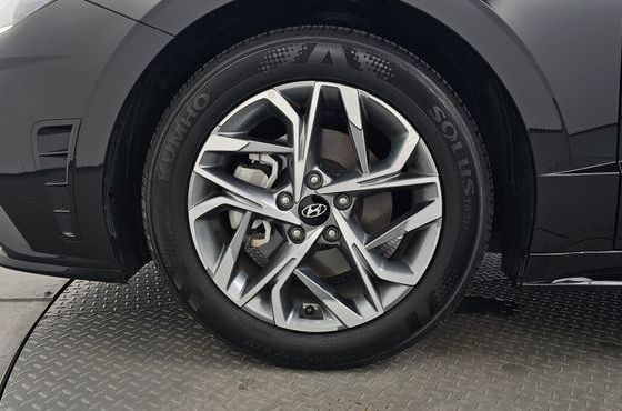 Hyundai Sonata 2.0 Premium Plus — пробег 34 199 км — фото 5 из 5