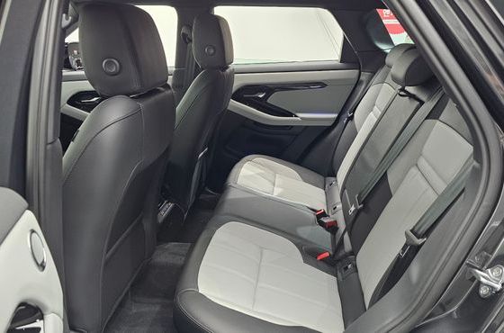 Land Rover Range Rover Evoque P250 Dynamic SE — пробег 36 км — фото 4 из 5