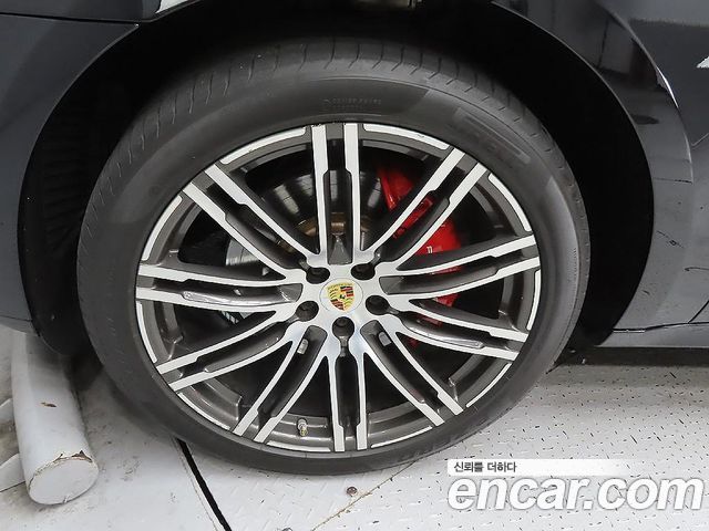 Porsche Macan 3.0 GTS 95B — пробег 71 250 км — фото 5 из 5