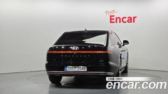 Hyundai Grandeur 2,5 Gasoline 2WD Premium — пробег 24 732 км — фото 4 из 5