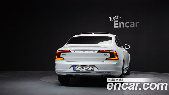 Volvo S90 T8 AWD Ultra Bright — пробег 21 046 км — фото 4 из 5